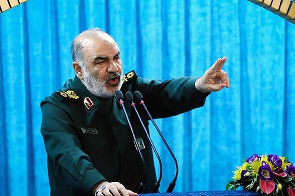 فرمانده کل سپاه: باید جلو برویم و ایران را بسازیم
