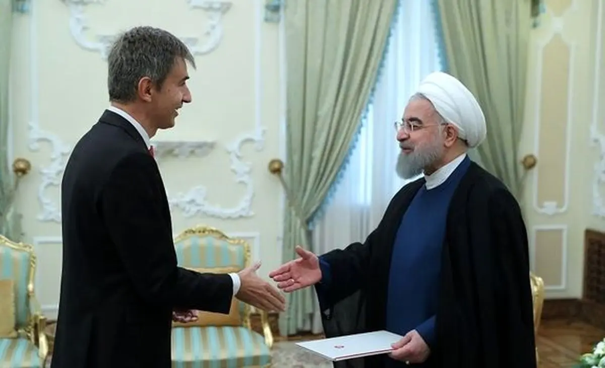 آقای پستچی و انتقال پیام بین ایران و امریکا!