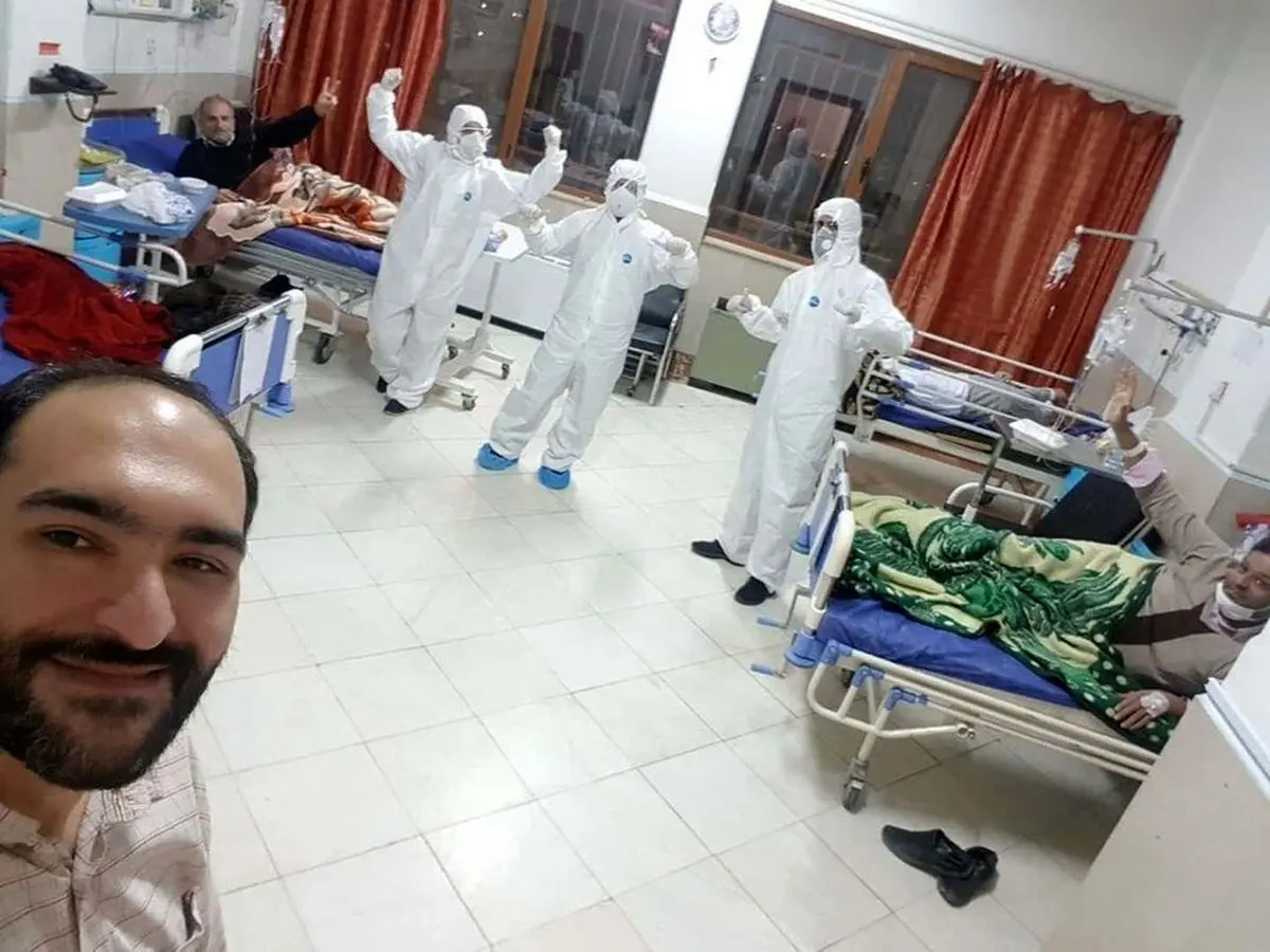 سلفی بیماران مبتلا به کرونا با پرستاران بیمارستان
