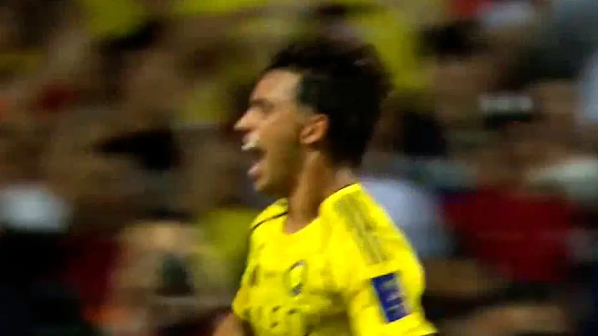 گل سوم النصر به الاتحاد که توسط داور مردود اعلام شد