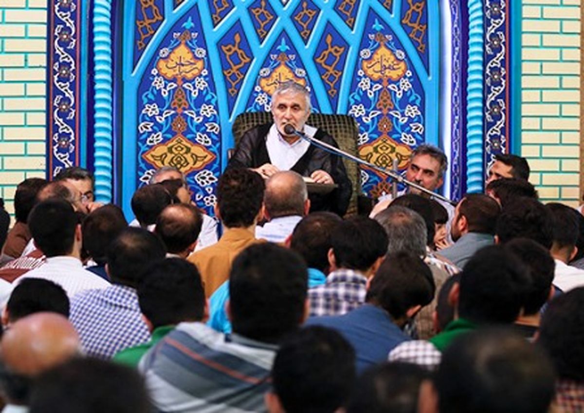 مداح معروف برای برگزاری هیات قرنطینه را شکست