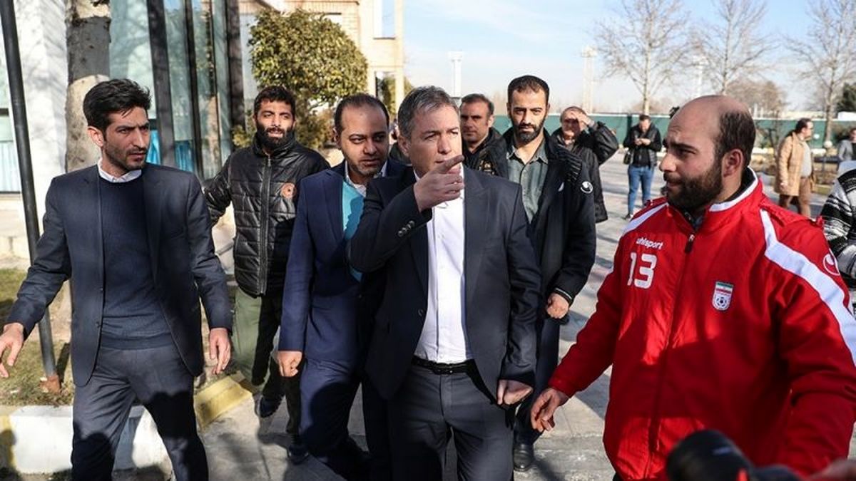 ابهام در ریالی بودن قرارداد سرمربی تیم ملی