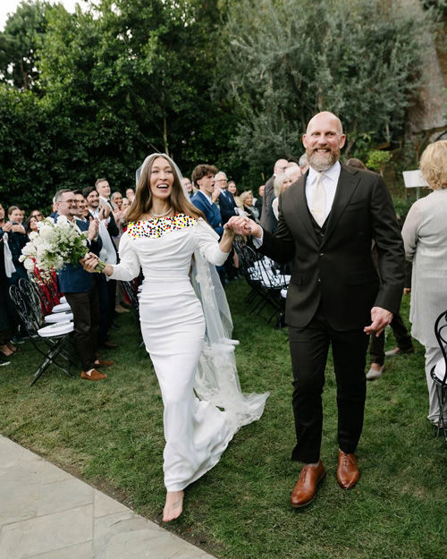 جی‌جی و بلا حدید در عروسی خواهرشان