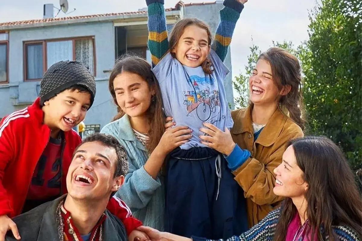 بازیگران سریال ترکی یتیمان Sahipsizler