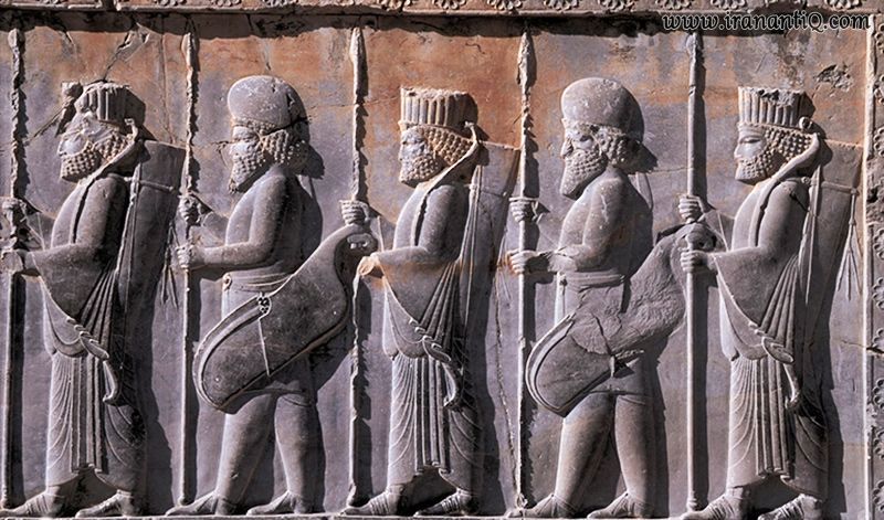 با سلاح‌های مرگبار ارتش هخامنشی و ساسانی آشنا شوید - دیجینوی