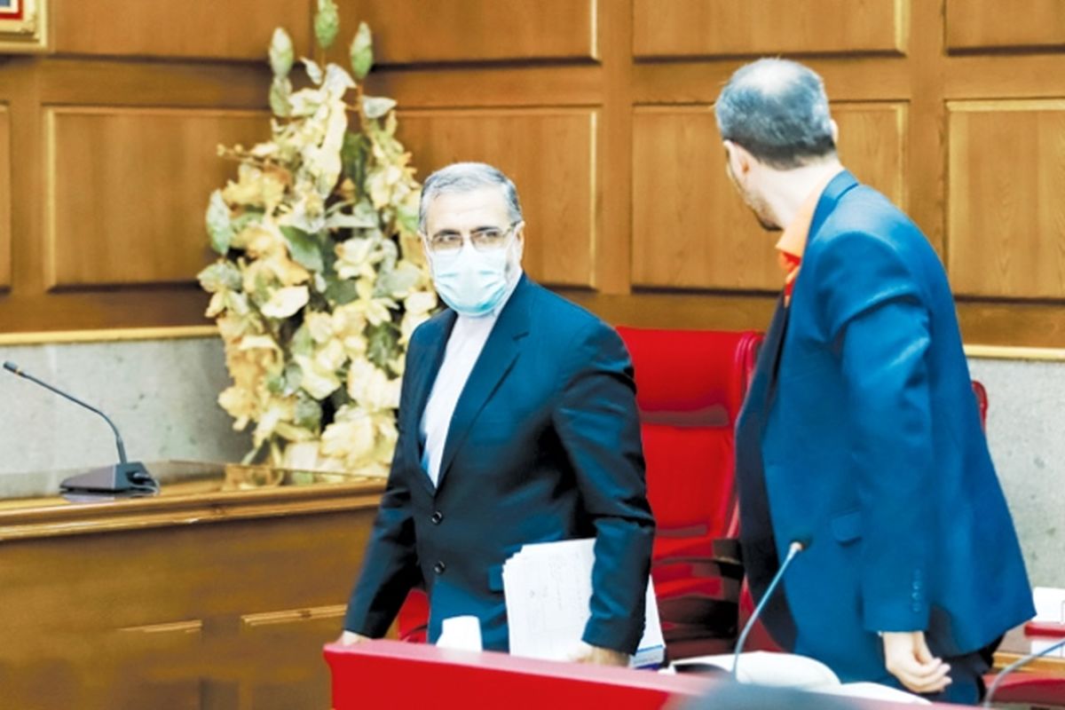 نقش دو نماینده در به‌هم خوردن نظم بازار خودرو