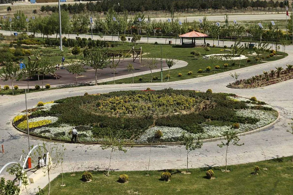 ببینید | آتش‌سوزی در بوستان ولایت تهران