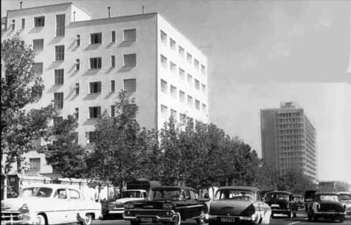 قاب تاریخ: مالکان آسمانها و زمینهای فوتبال