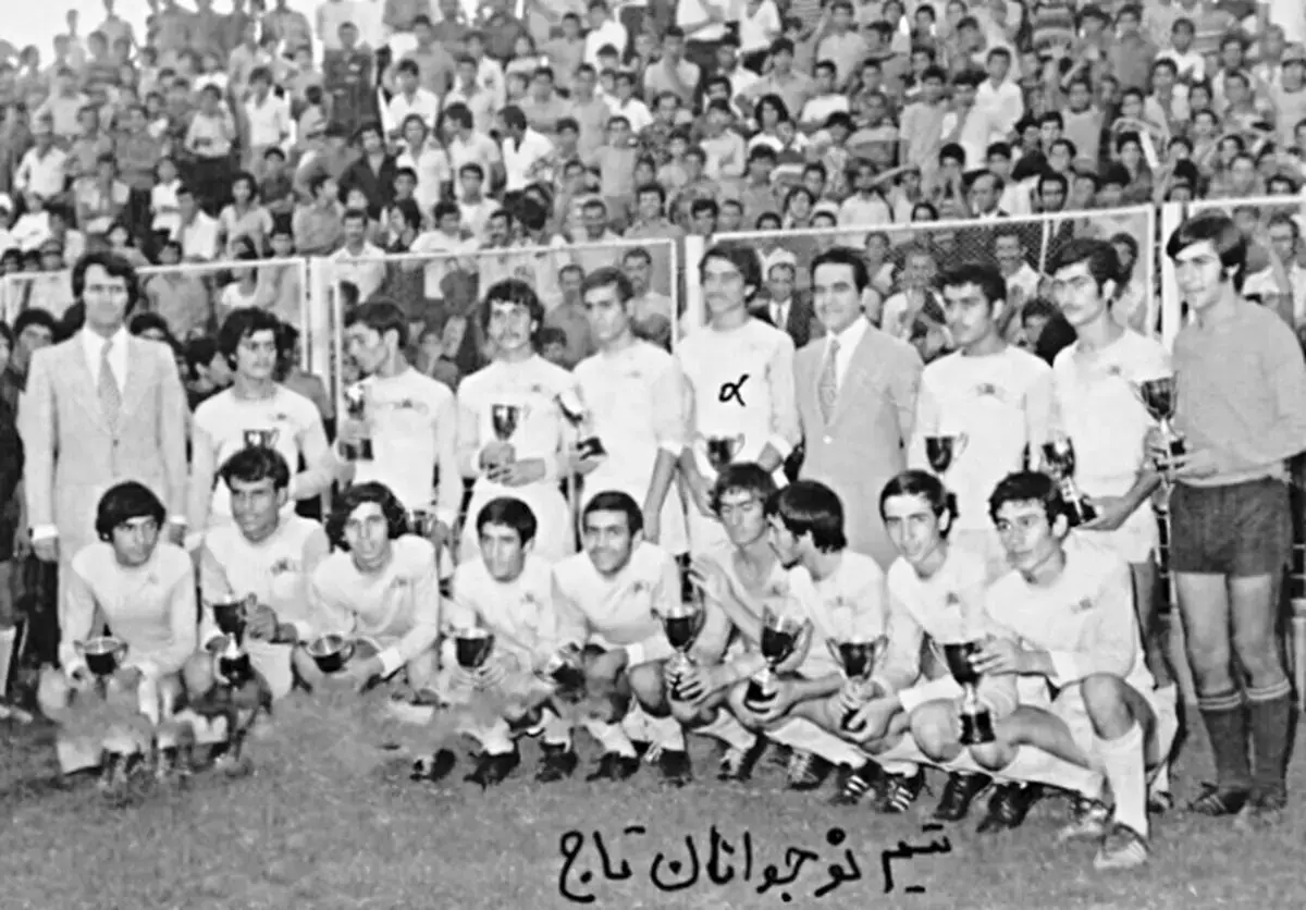 قاب تاریخ: سرکشی رئیس باشگاه تاج به کلوپ تاج