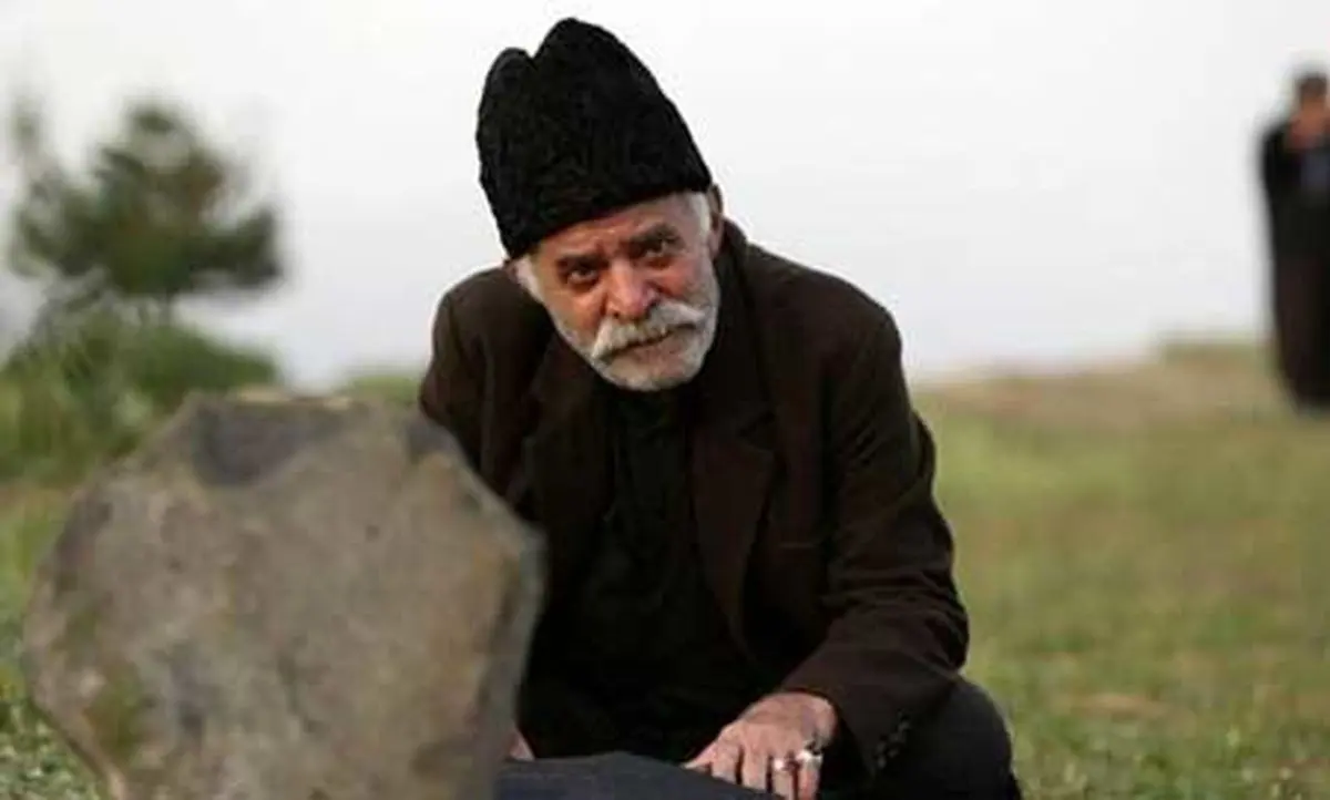 گرجستانی همخانه منوچهر حامدی می‌شود