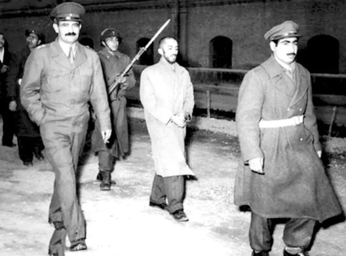 طوفان طلبه آتشین؛ درباره زندگی نواب صفوی