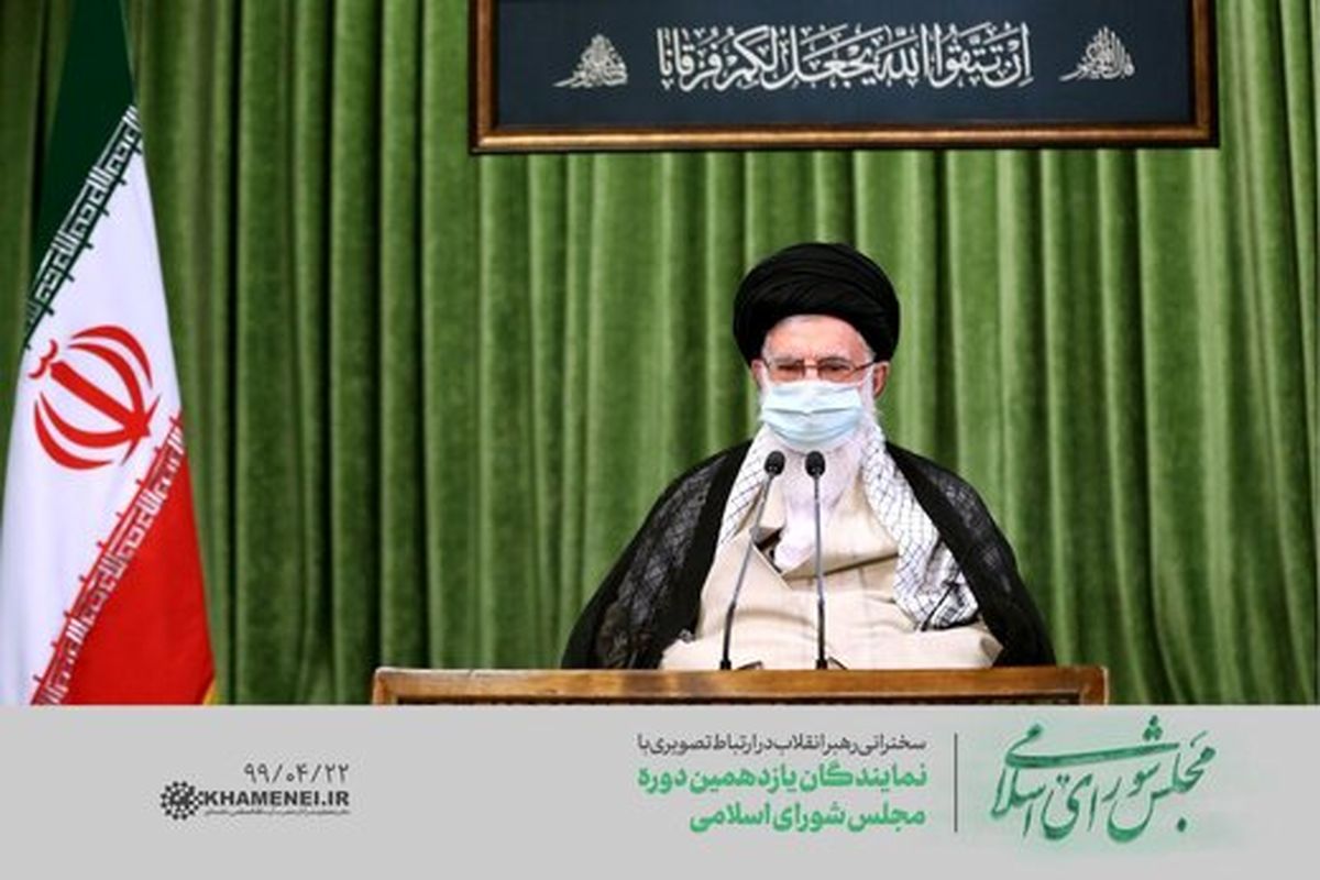 حمایت قاطع رهبر انقلاب ازدولت روحانی