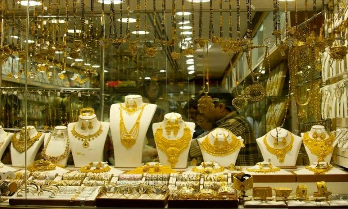ببینید | طلافروشی که از سارق رو دست خورد