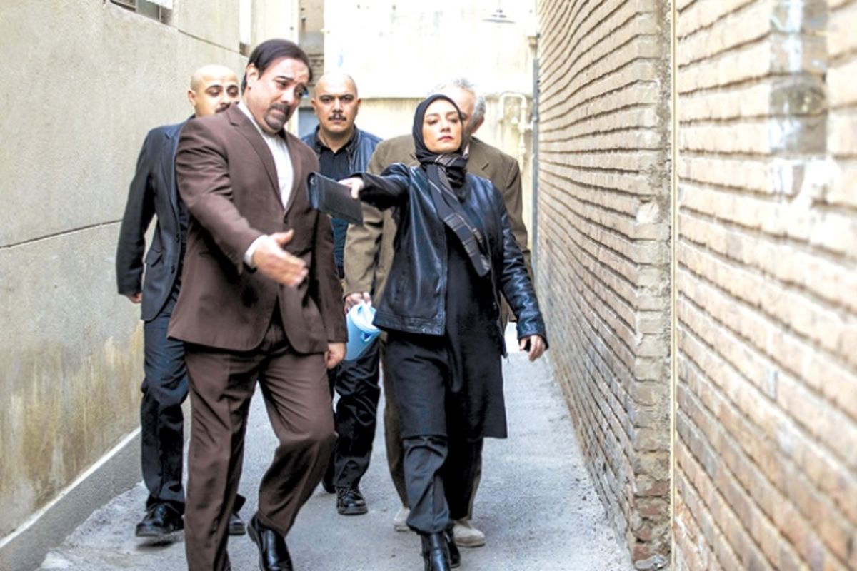 باشگاه فیلم سوره علیه سیما با‌رمز کتونی زرنگی