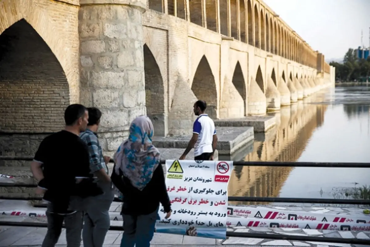 مرگ‌های برقی؛ ‌از تهران تا سی‌وسه ‌پل
