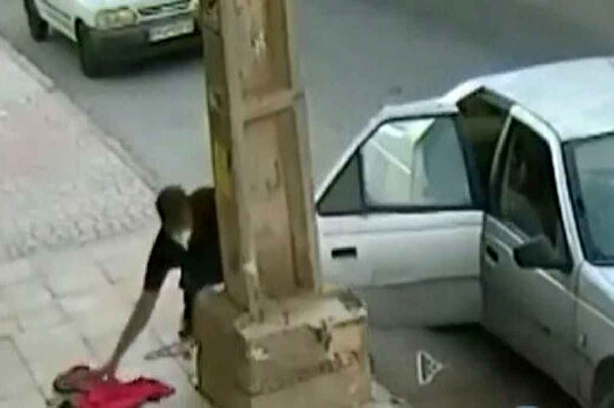 ببینید | سرقت از لباسفروشی در روز روشن