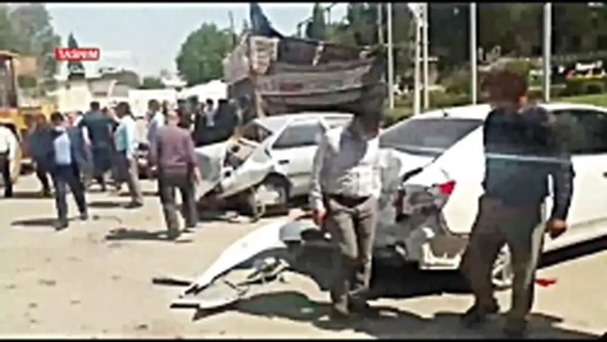 ببینید | راننده لودر عصبانی حادثه آفرید