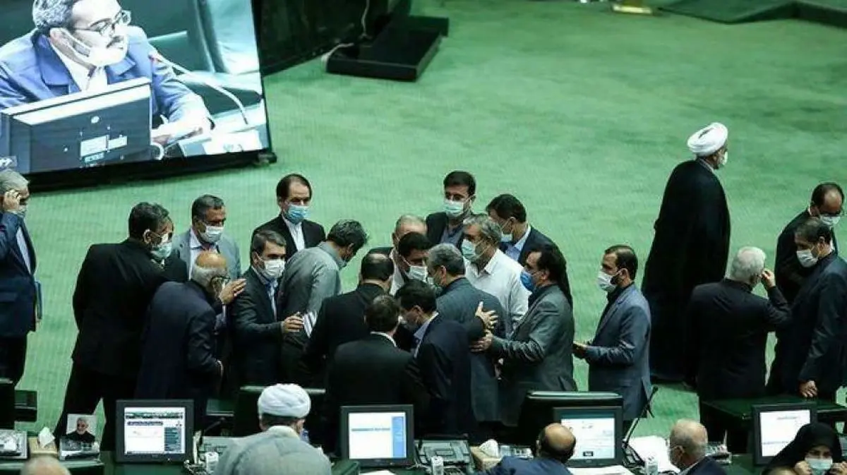 علت تشنج مجلس در جلسه رای اعتماد به وزیر صنعت