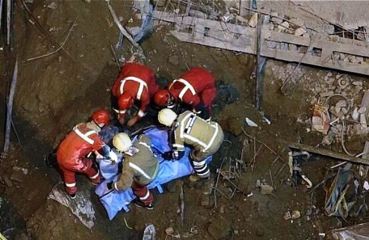 کشف اجساد حادثه ریزش آوار در خیابان فلاح
