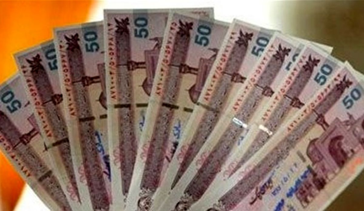 ببینید | بارش تراول ۵۰هزاری در جاده شهریار-رباطکریم