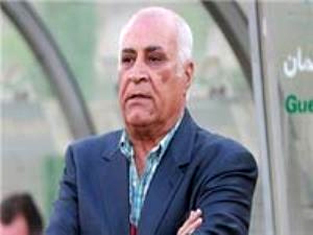 برای سلامتی سرمربی سابق تیمملی دعا کنید