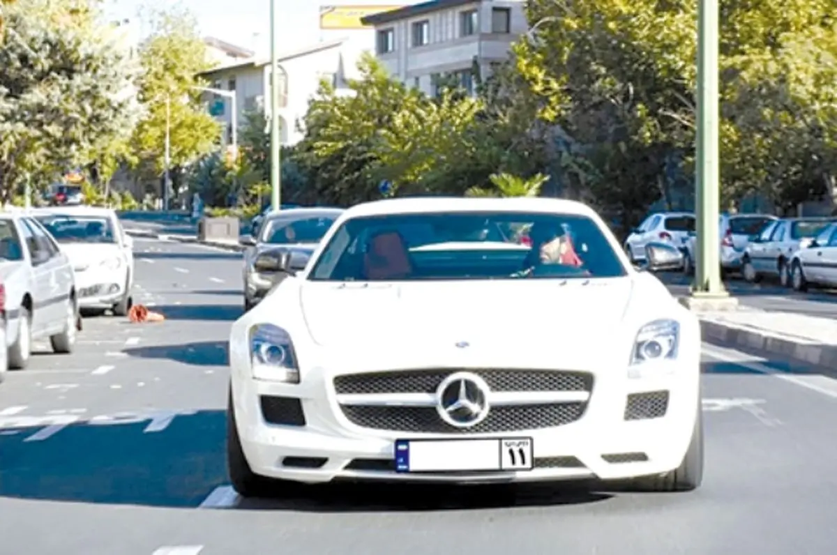 جدال بنز SLS AMG با فراری‌ ۴۵۸ در خیابان‌های تهران