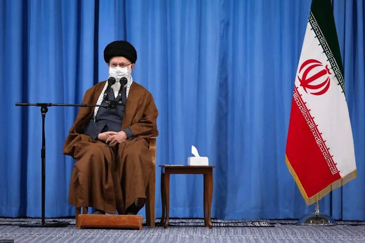 انتقاد رهبری از بی‌احترامی به دولت و رئیس‌جمهوری