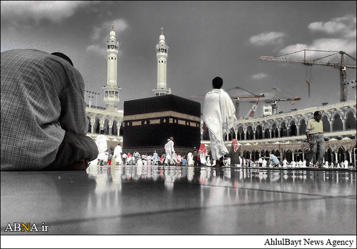 ببینید | حمله تروریستی به قلب خانه خدا؟