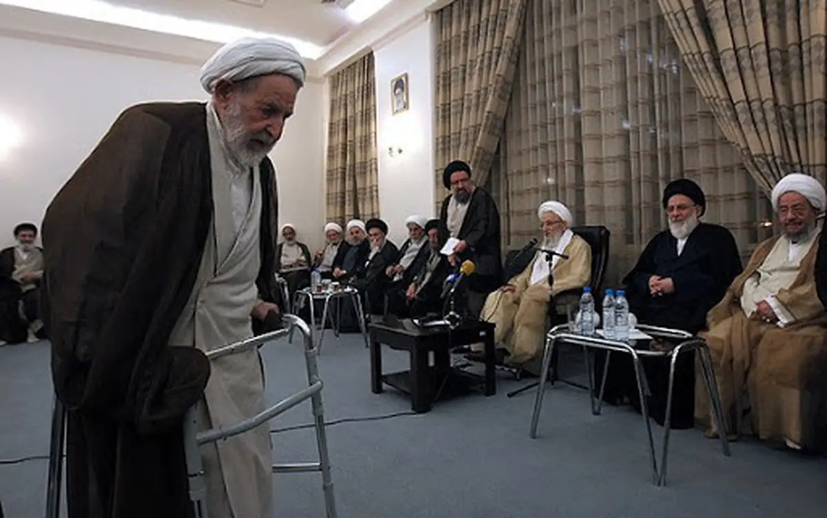 تغییرات در شورای نگهبان: یزدی رفت، خاتمی آمد