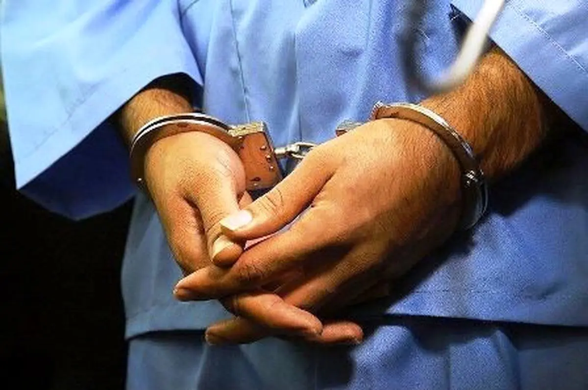 راننده خشمگین‌، ‌سارقان موبایلش را‌ زیر گرفت