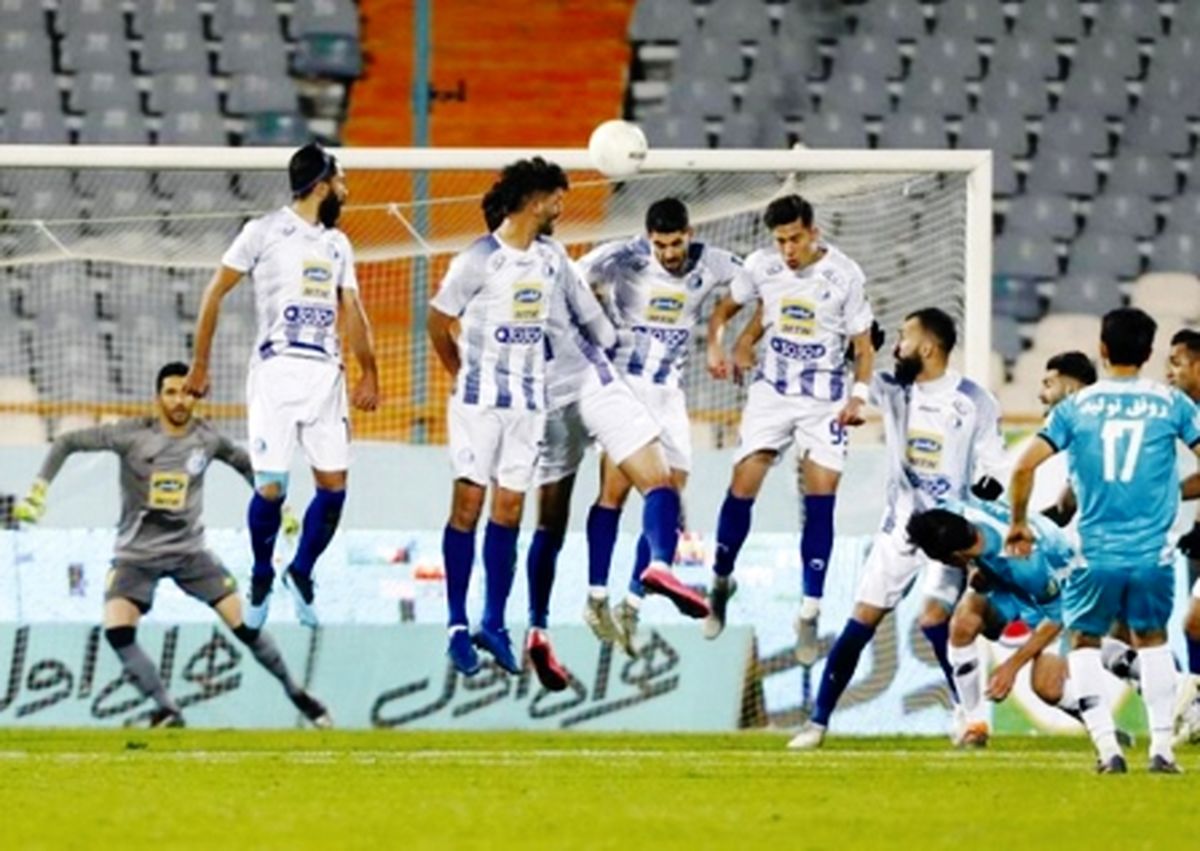 محک پرسپولیس و مصاف پیکان و استقلال