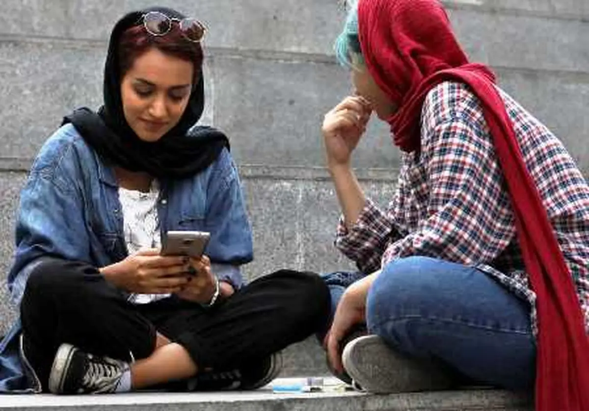 مهاجرت کاربران ایرانی از تلگرام به واتس‌اپ