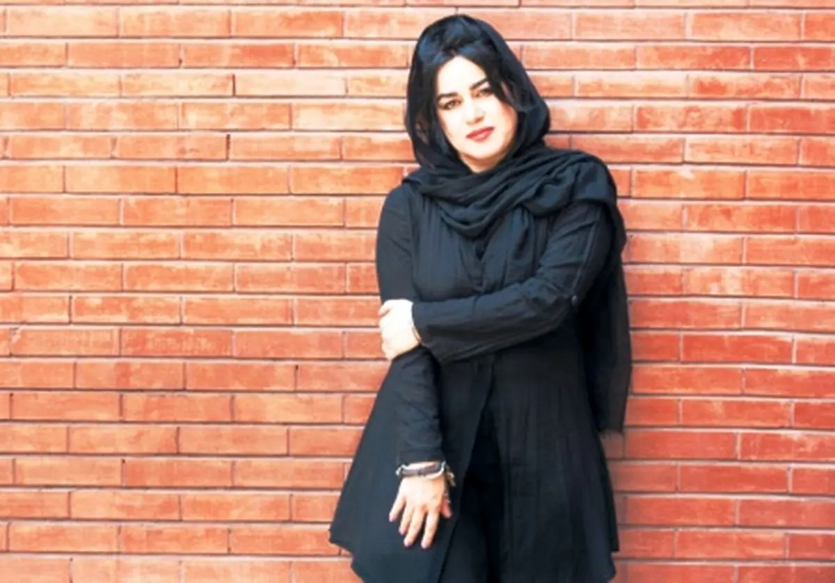 ‌با ناتاشا امیری درباره کتاب گربه‌ها تصمیم نمی‌گیرند