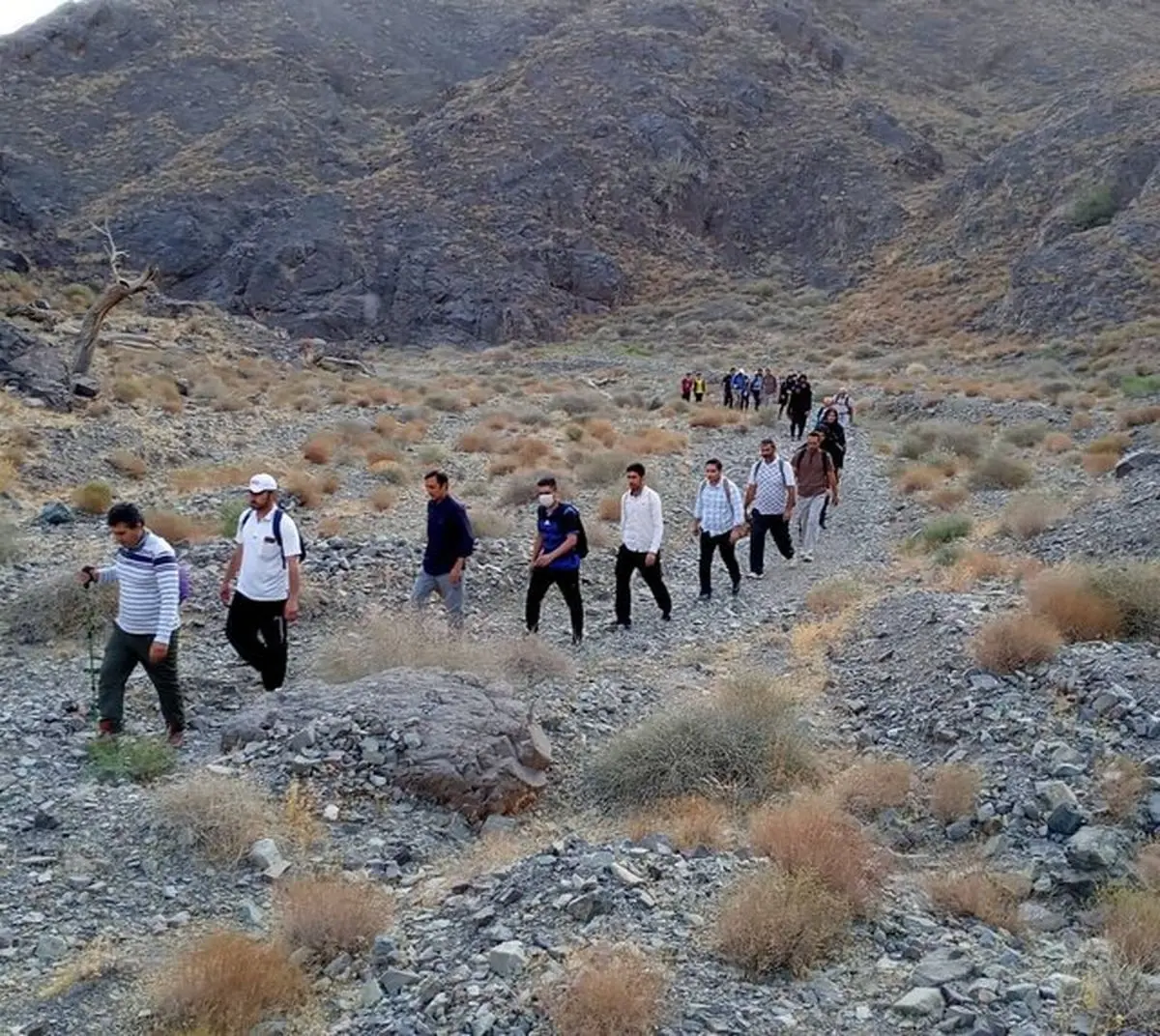نجات ۱۰ کوهنورد گرفتار در آبشار یخی مرند