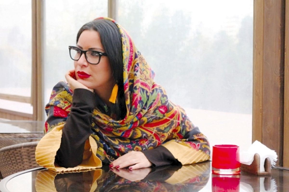 گفتگو با شهزاده ایگوال که بهزبان استانبولی مینویسد