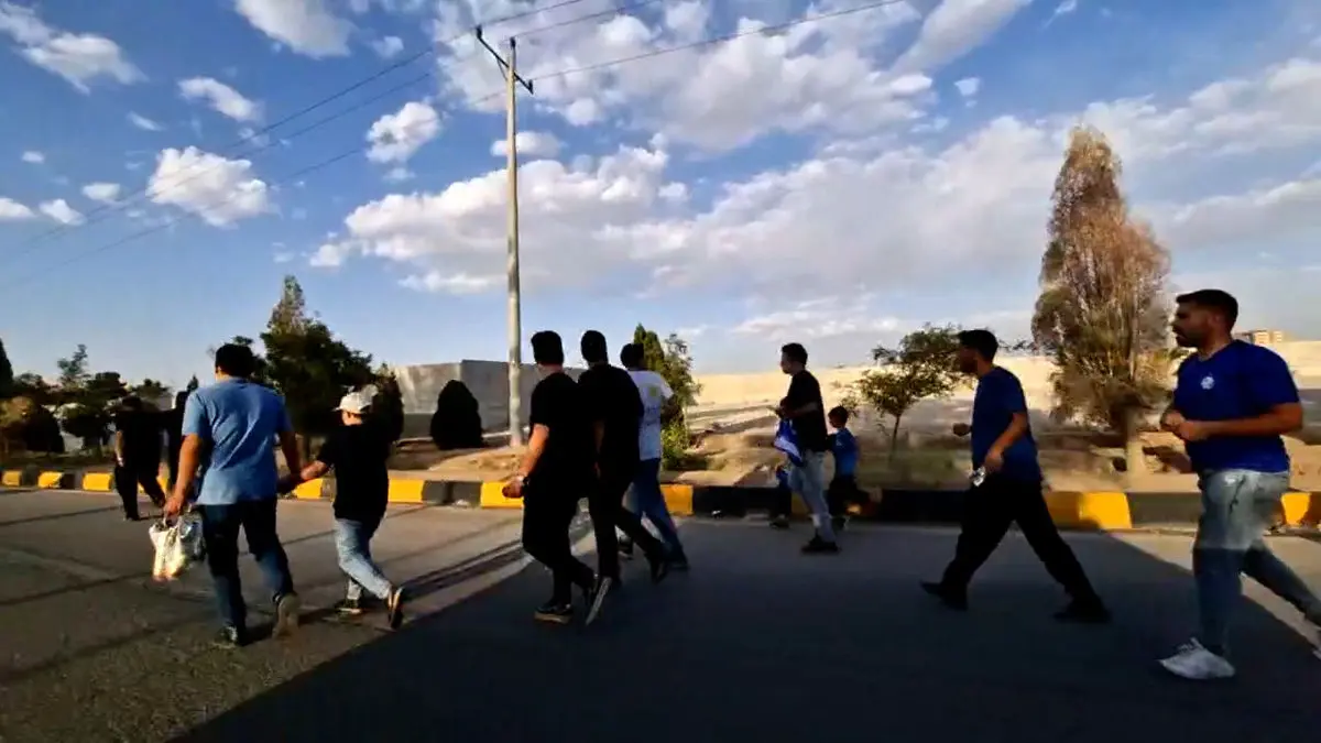 بلوارهای منتهی به نقش جهان پر از هوادار