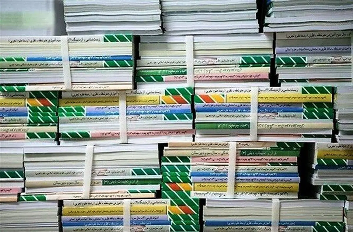 چرا نام مولوی از کتاب درسی دانش‌آموزان حذف شد؟