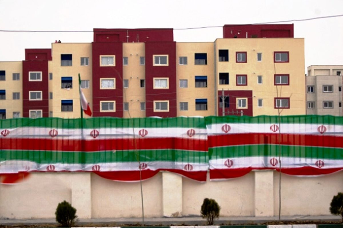 توقف قطار مسکن ملی در ایستگاه اول