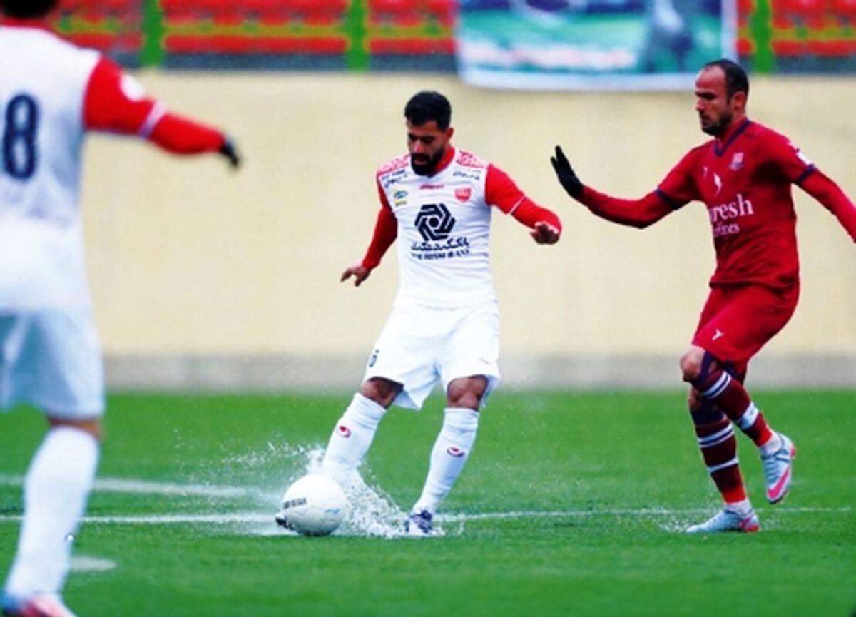 جنگ پرسپولیس و نساجی در استخر وطنی قائمشهر