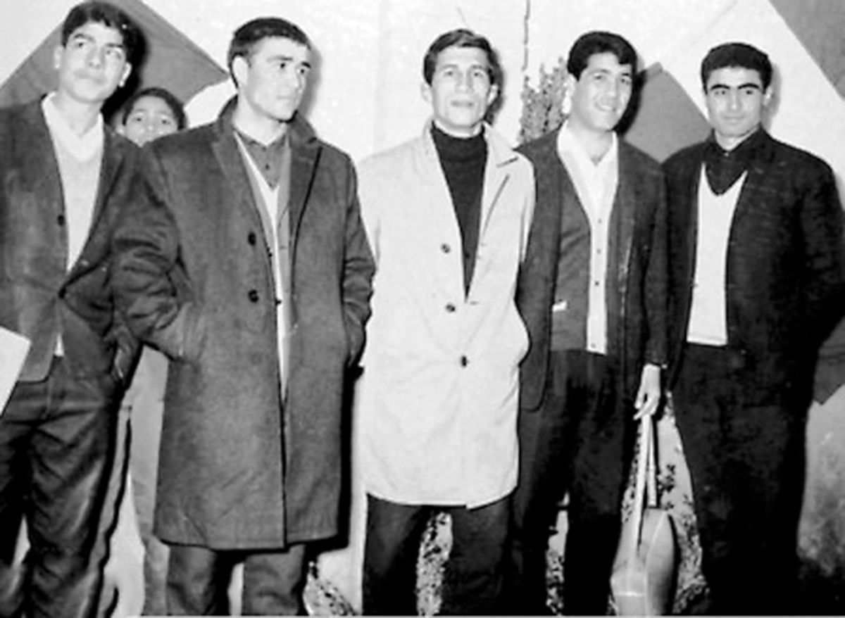 سیداحمد خمینی؛ چپپای تکنیکی در میدان سیاست
