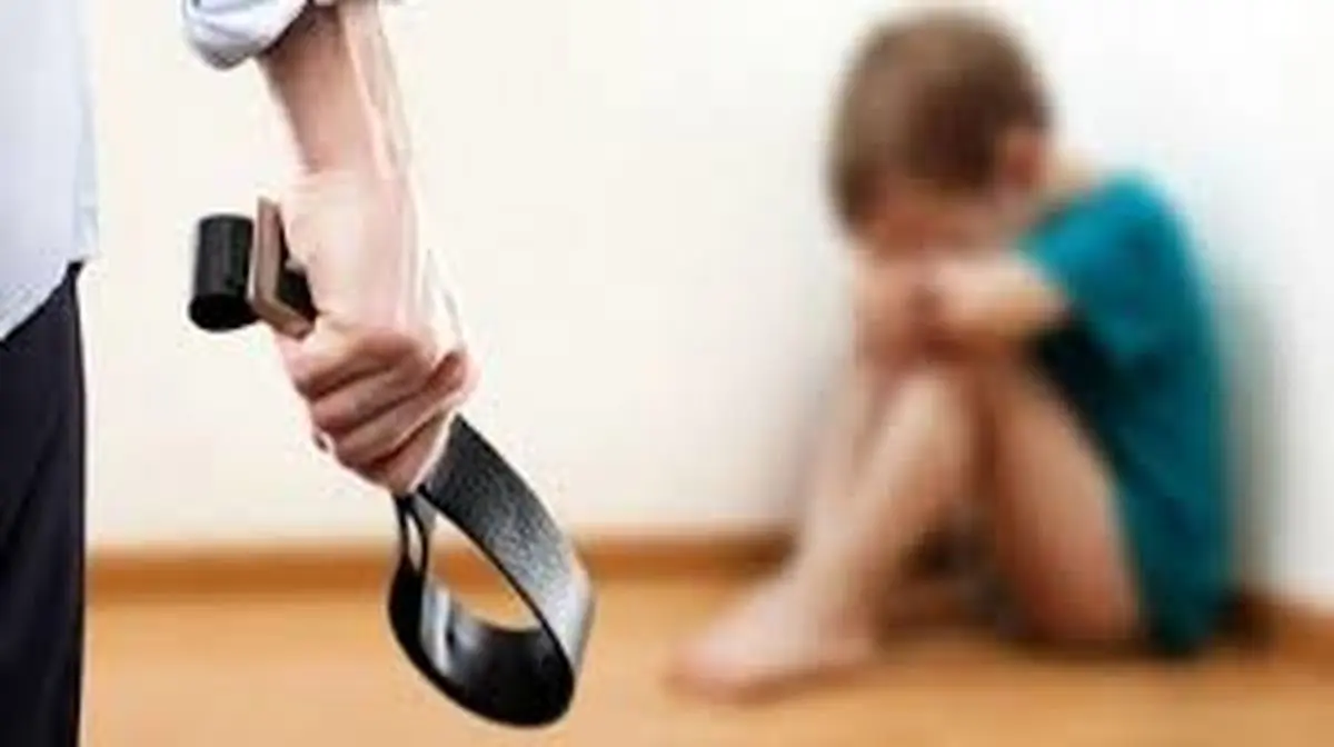 بازداشت یک پدر به دلیل کتک زدن فرزند