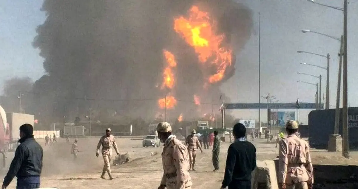 وضعیت پارکینگ اسلام‌قلعه قبل‌وبعد از انفجار را ببینید