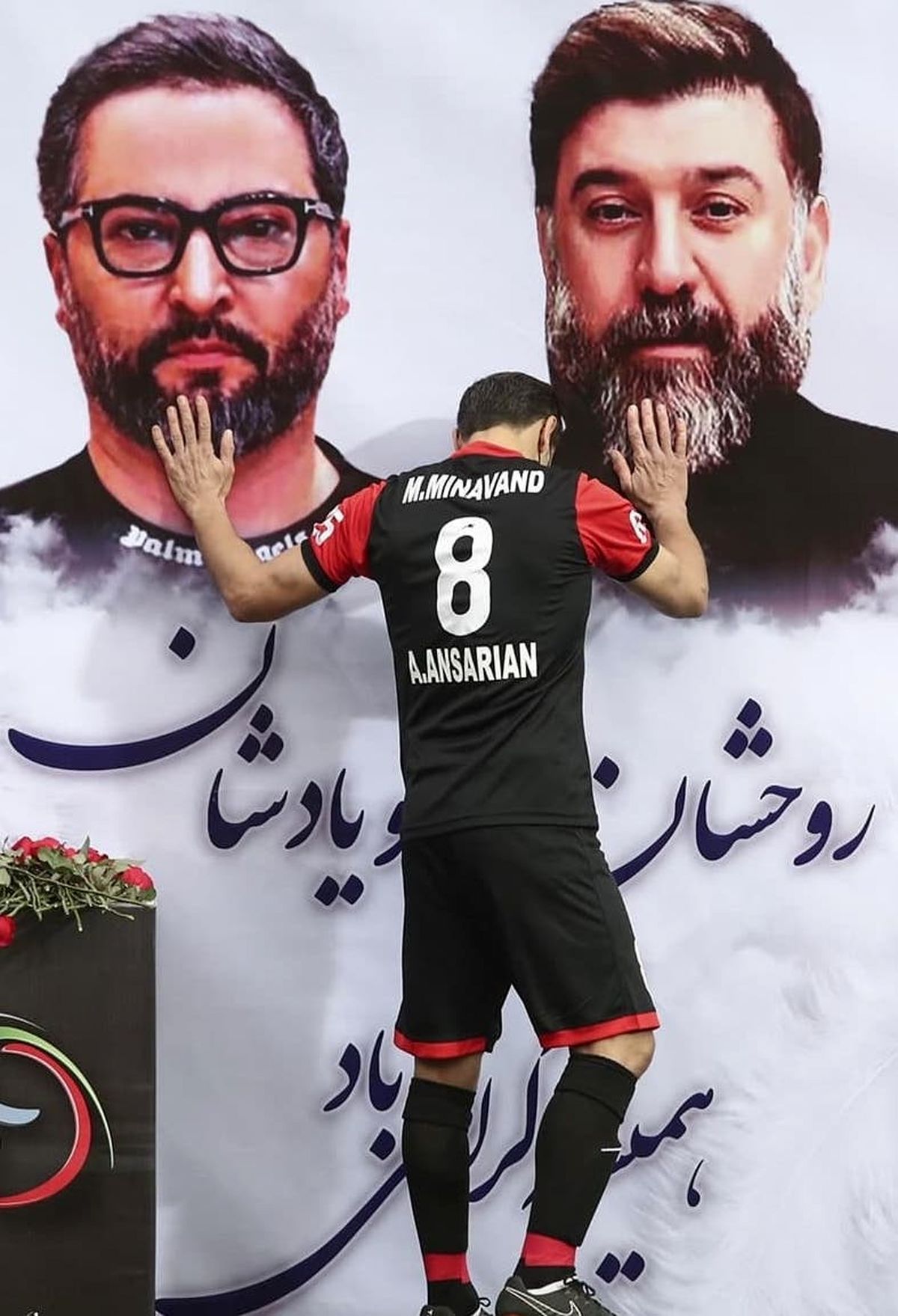 کمپین بازگشت علی کریمی به پرسپولیس و تیم ملی