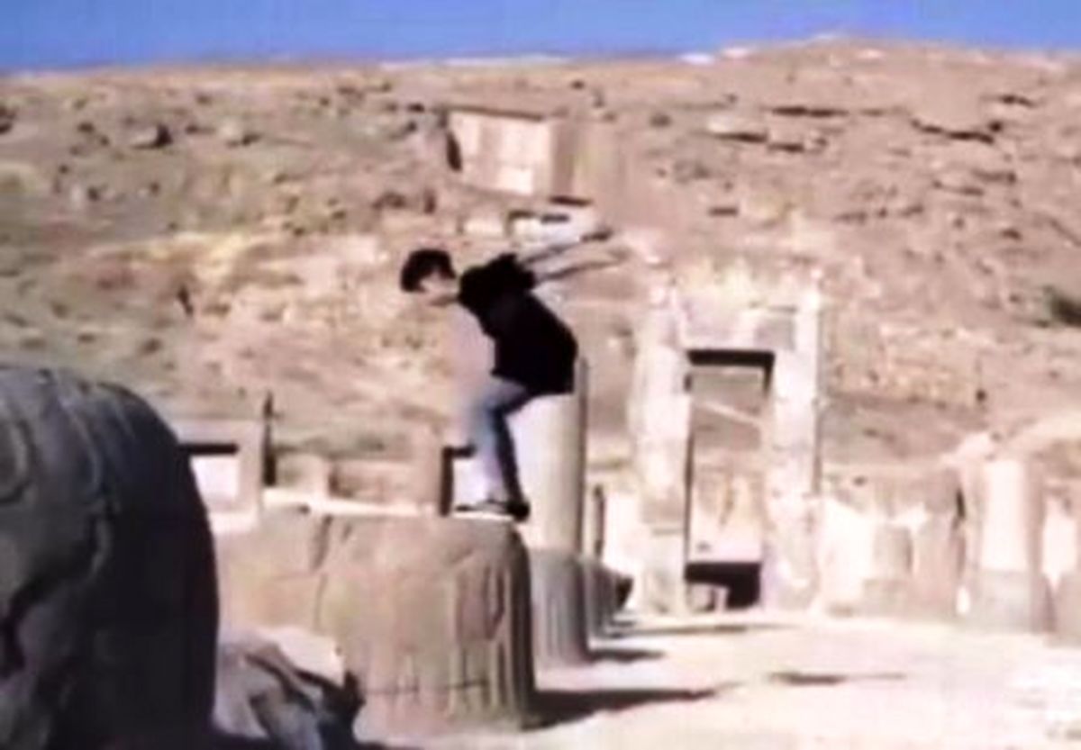 خشم فعالان میراثفرهنگی از پارکور در قصر کوروش