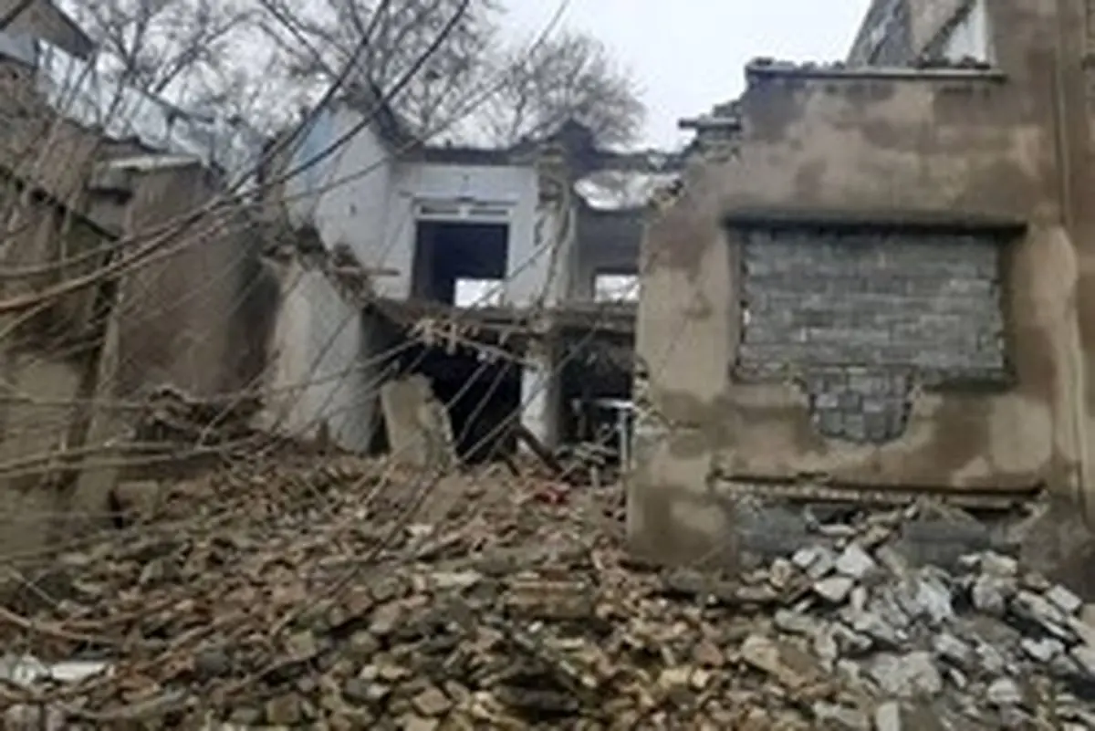 نجات ۴نفر از زیر آوار ساختمانی در پاکدشت
