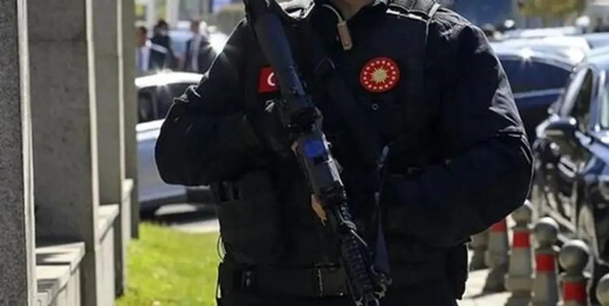 محافظ اردوغان خودکشی کرد