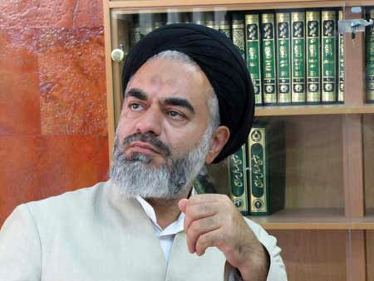 یک امامجمعه:مرد را، مرد و زن را، زن درمان کند