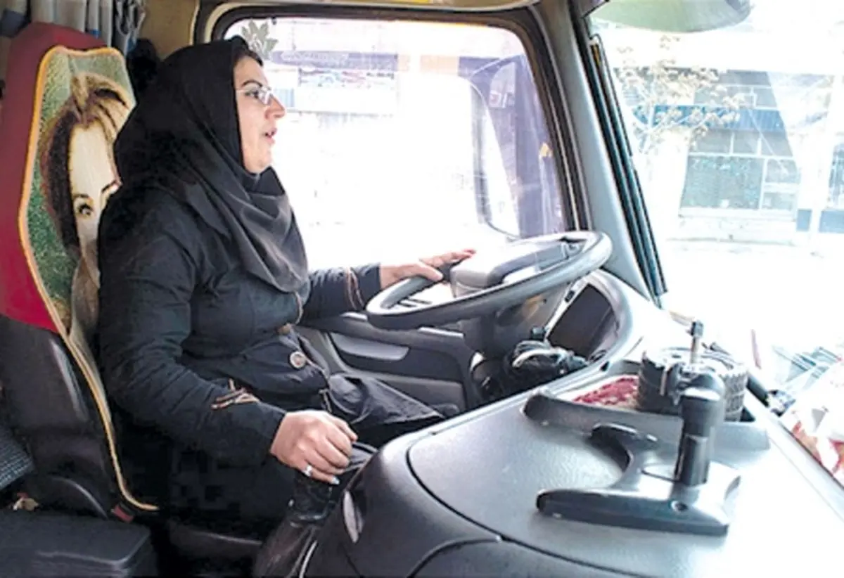 گزارشی از زندگی منحصربه‌فرد خانم جاده‌ها