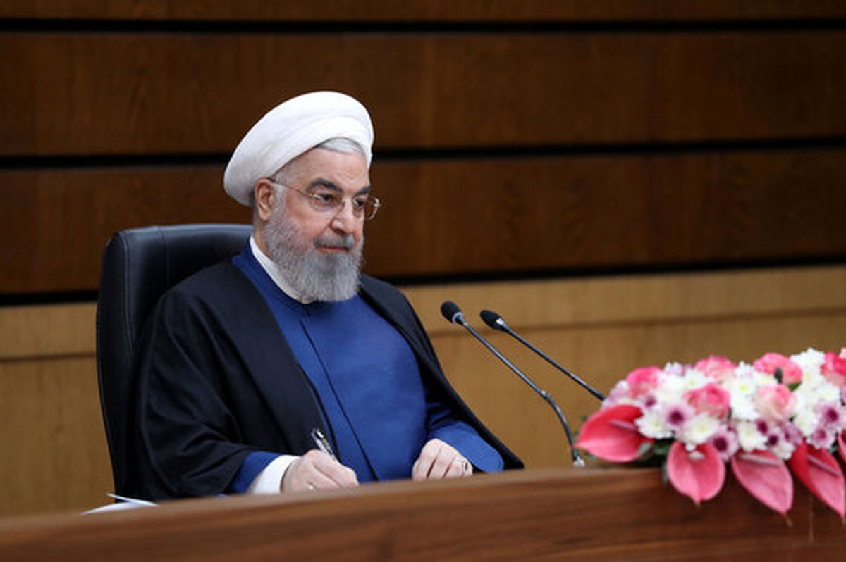 ببینید|شوخی روحانی با تیپ آدم فضایی استاندار البرز