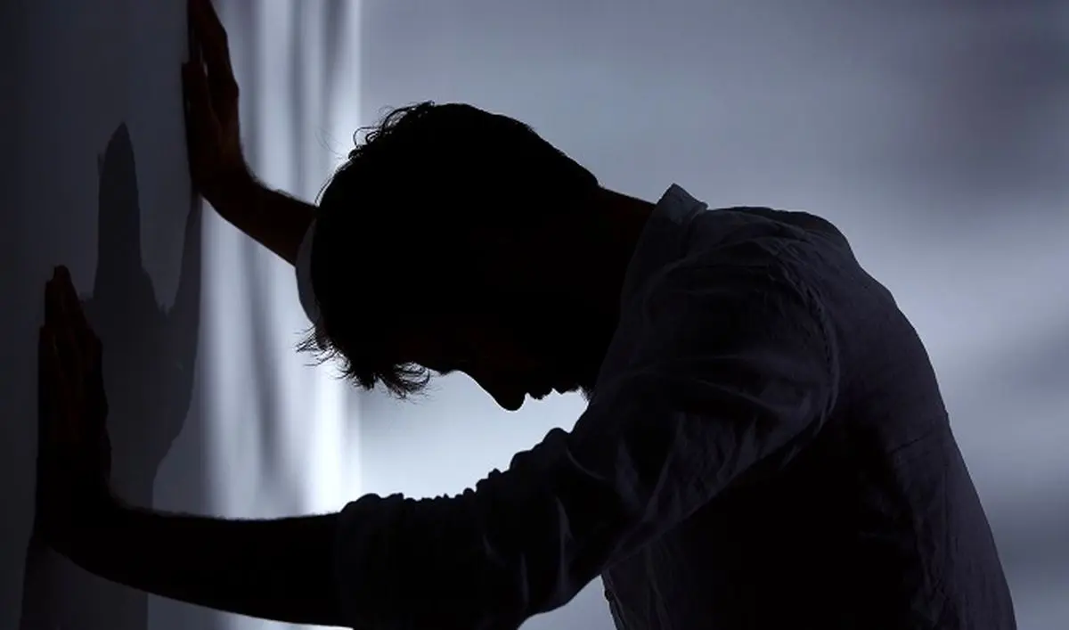 این ۱۰ نشانه افسردگی را جدی بگیرید